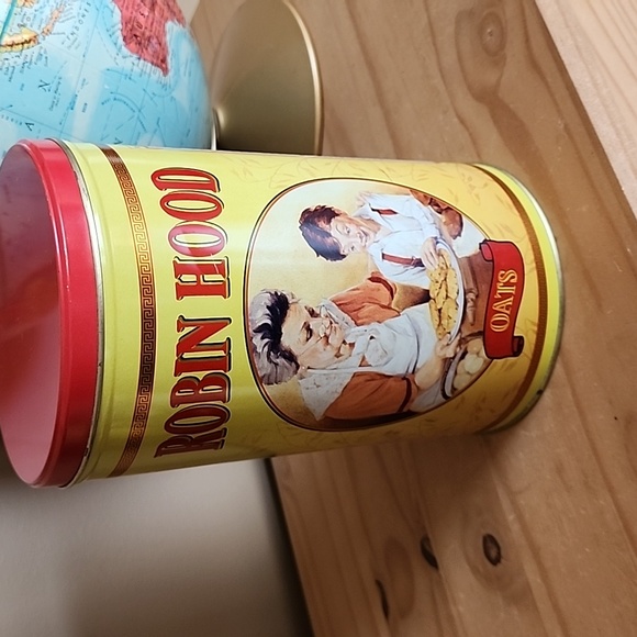 Vintage Robin Hood oats collectible tin - Picture 3 of 12